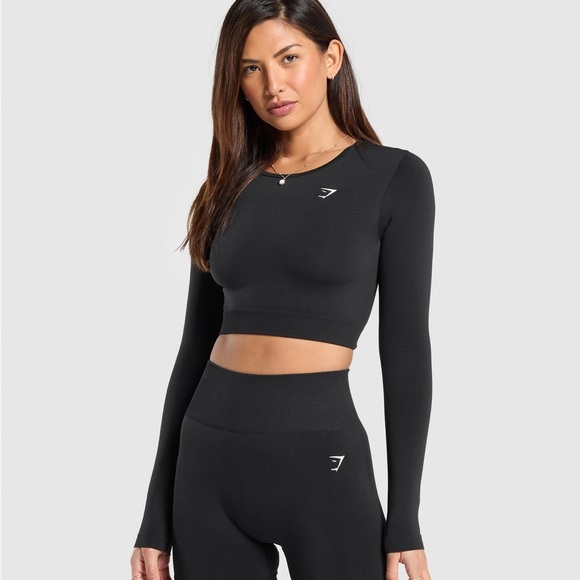 Gymshark Tops - Gymshark EVERYDAY SEAMLESS LONG SLEEVE CROP TOP Black Sz L